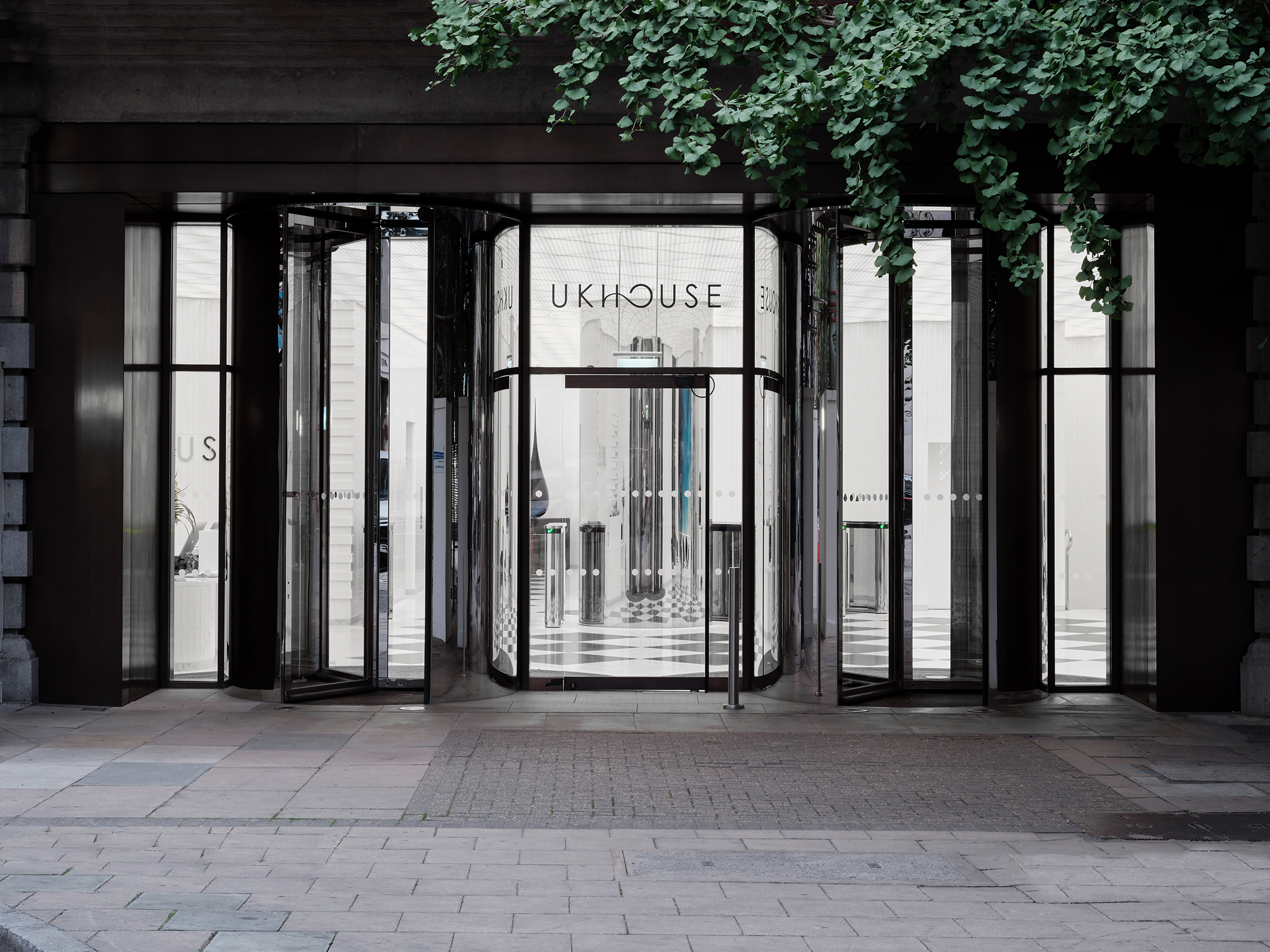UK House, London — London, United Kingdom: lighting design view 2 of 6, by Lichtvision