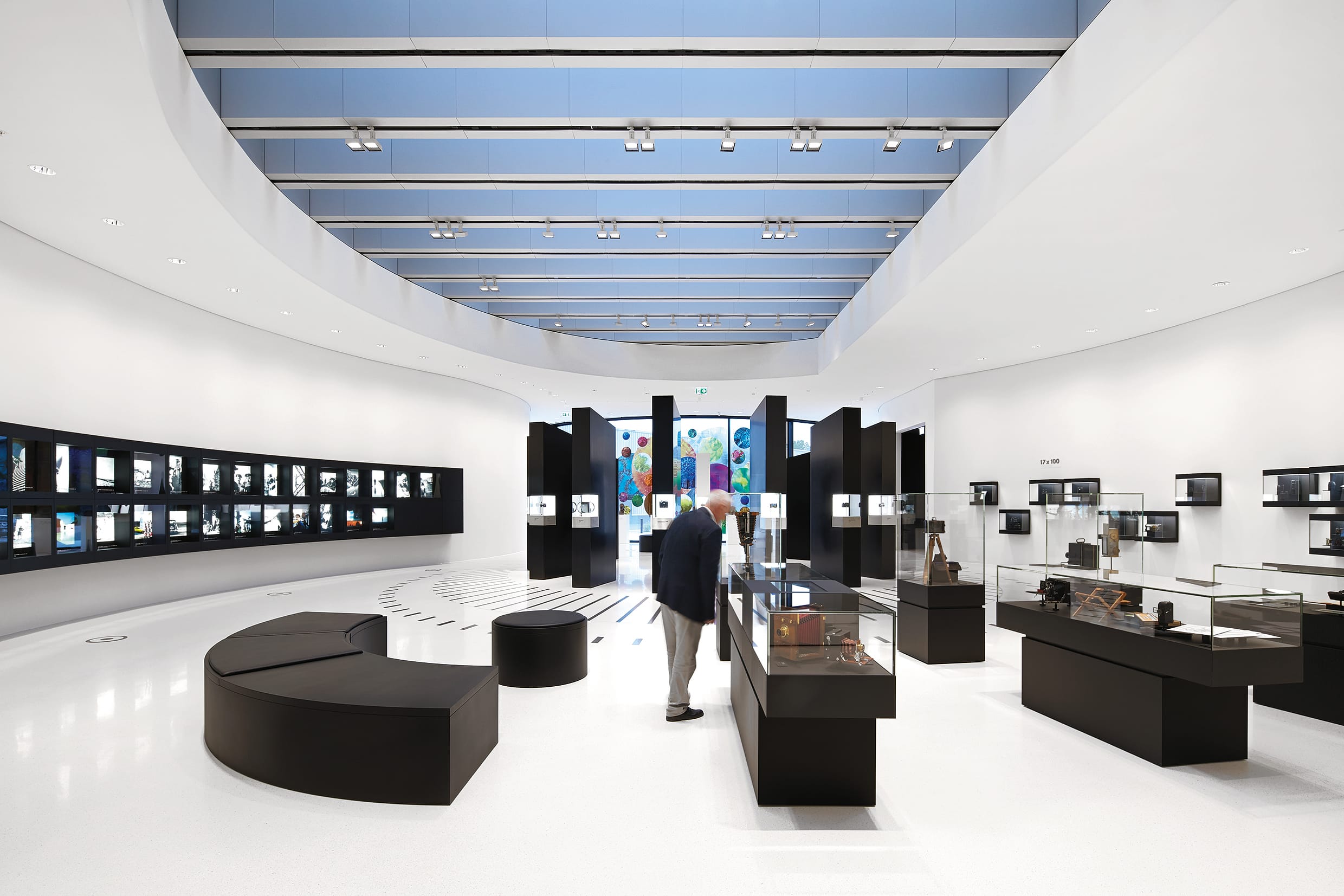Leica Camera — Germany: lighting design view 3 of 10, by Lichtvision