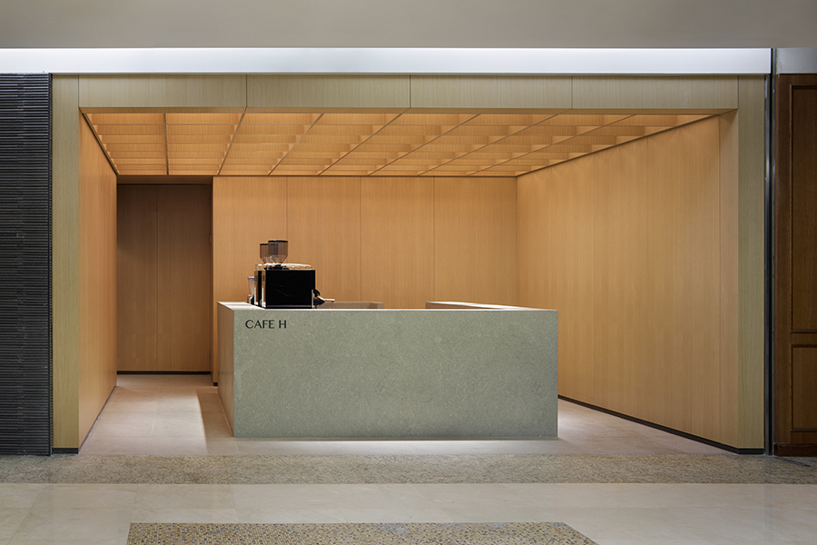 Café H In The Hyundai Mokdong, Seoul — Seoul, South Korea: architectural lighting design by Lichtvision (architecture by Casper Mueller Kneer)