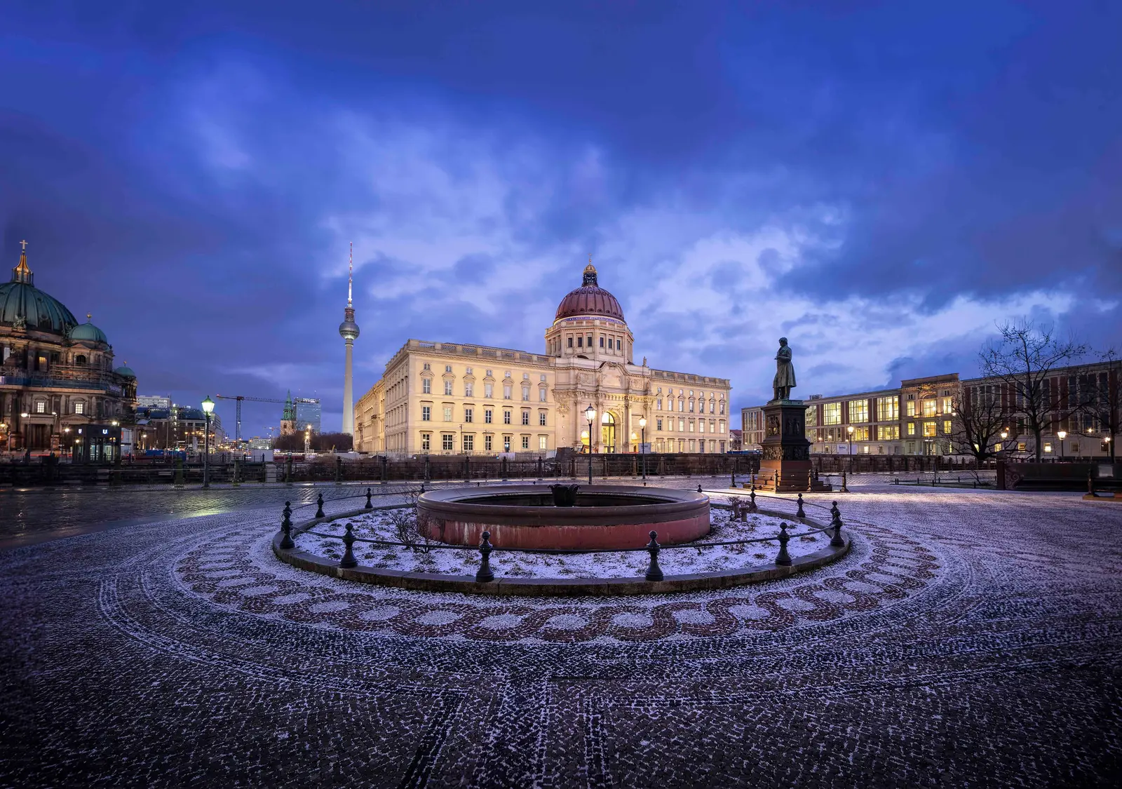 Lichtvision architectural lighting design — Humboldt Forum, Berlin