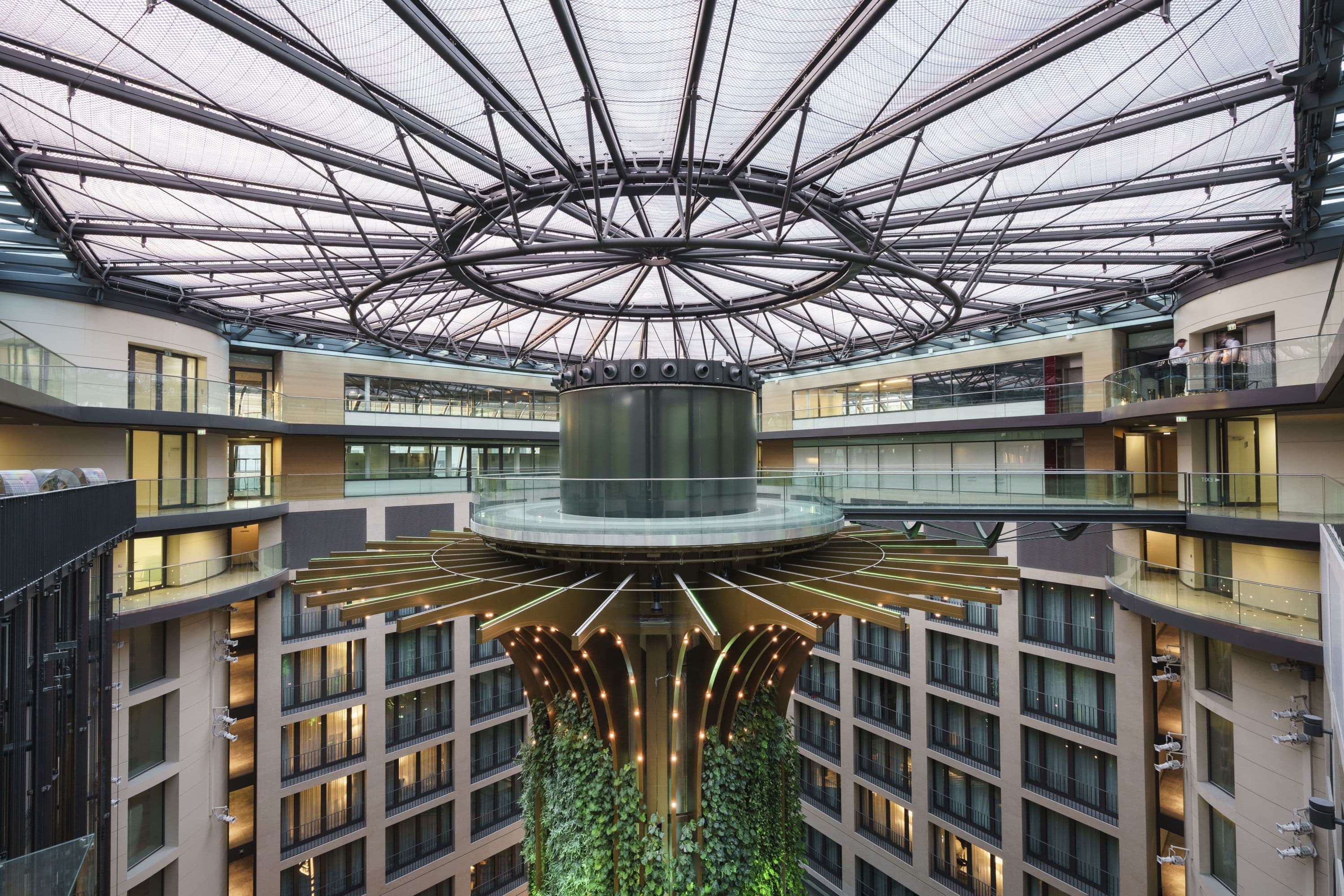 The Living Tree at the Radisson — Germany: lighting design view 3 of 6, by Lichtvision