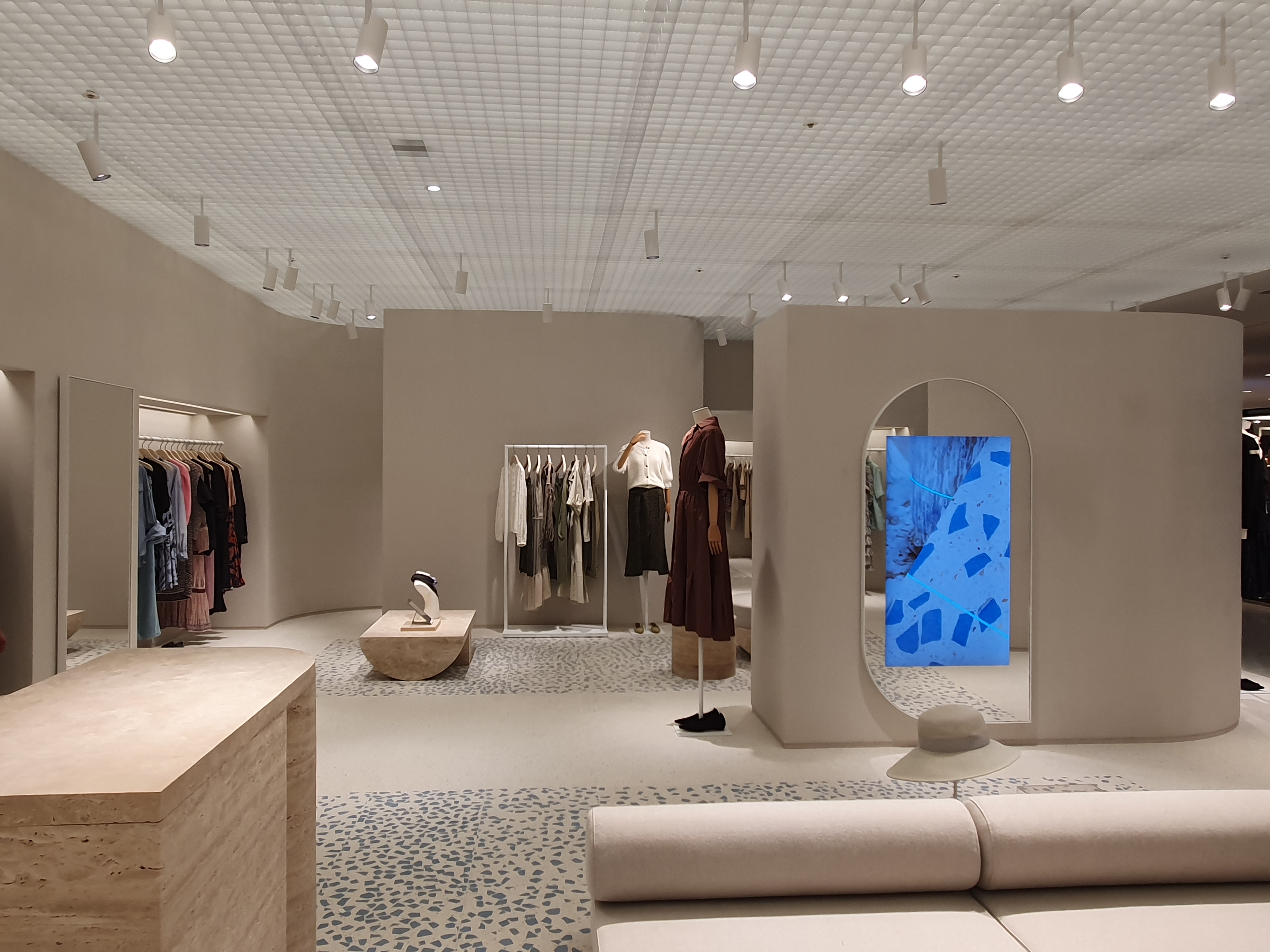 Time Handsome Store — Seoul, South Korea: lighting design view 11 of 11, by Lichtvision