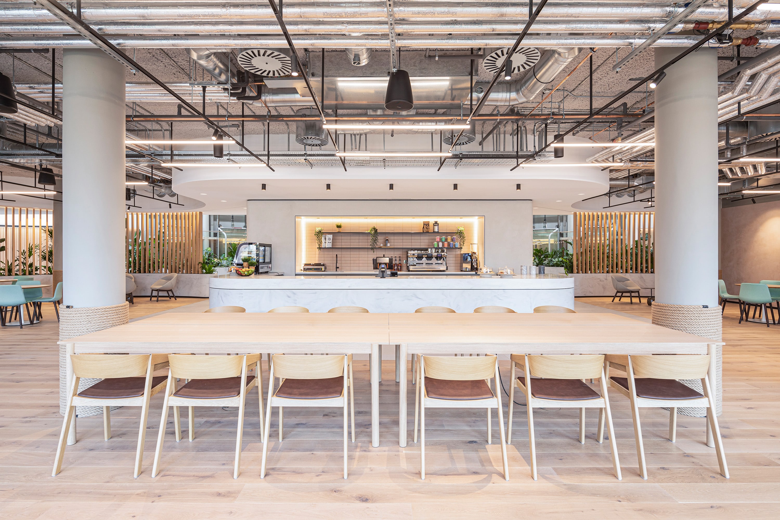 The Ark, Hammersmith — London, United Kingdom: lighting design view 4 of 5, by Lichtvision