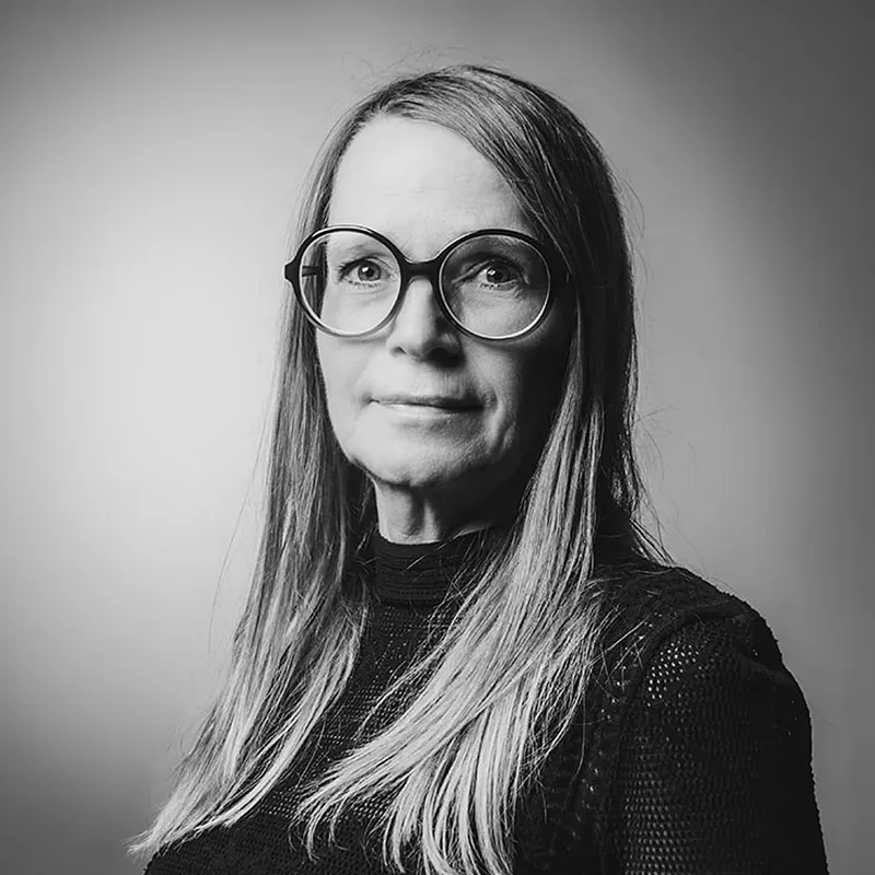 Portrait of Sonja Kritzer, Office Manager at Lichtvision