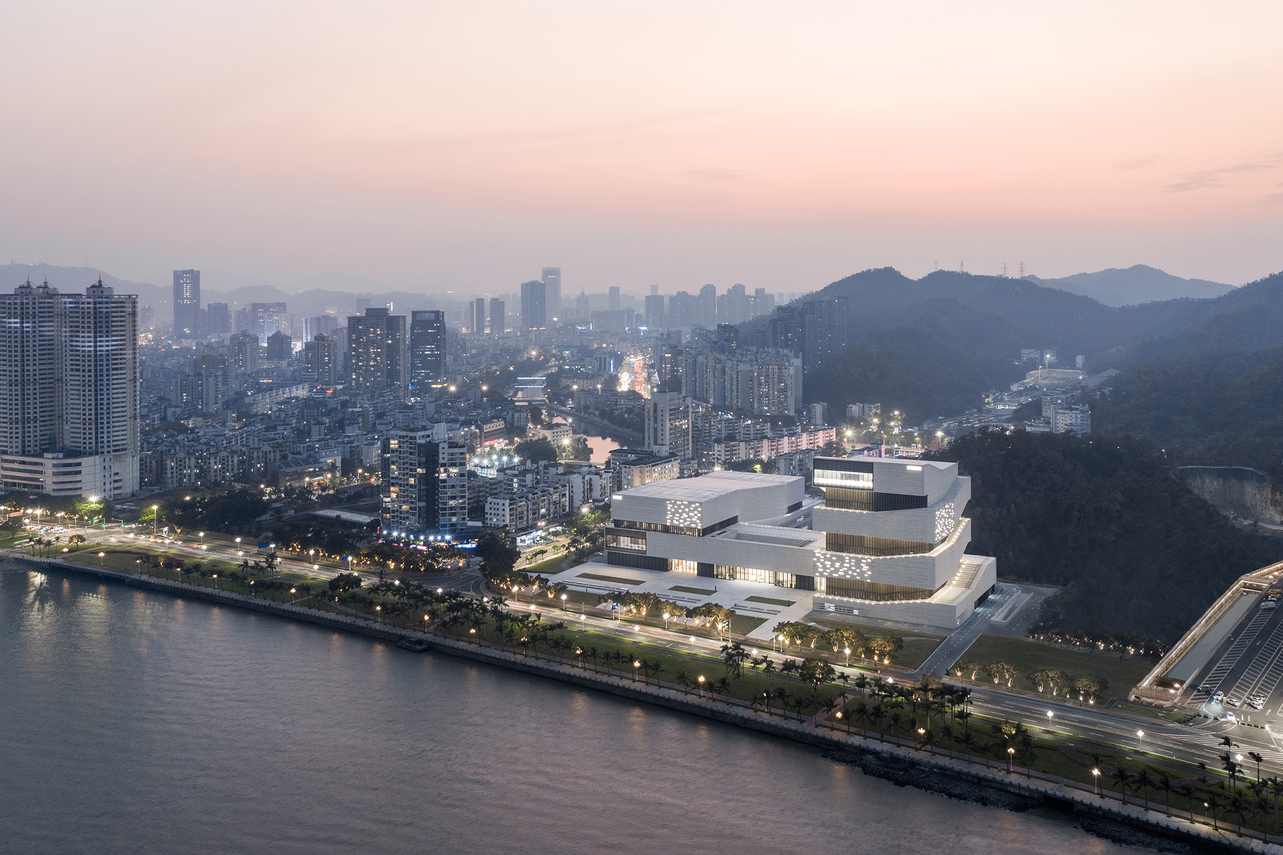 Zhuhai City Museum — China: lighting design view 3 of 6, by Lichtvision