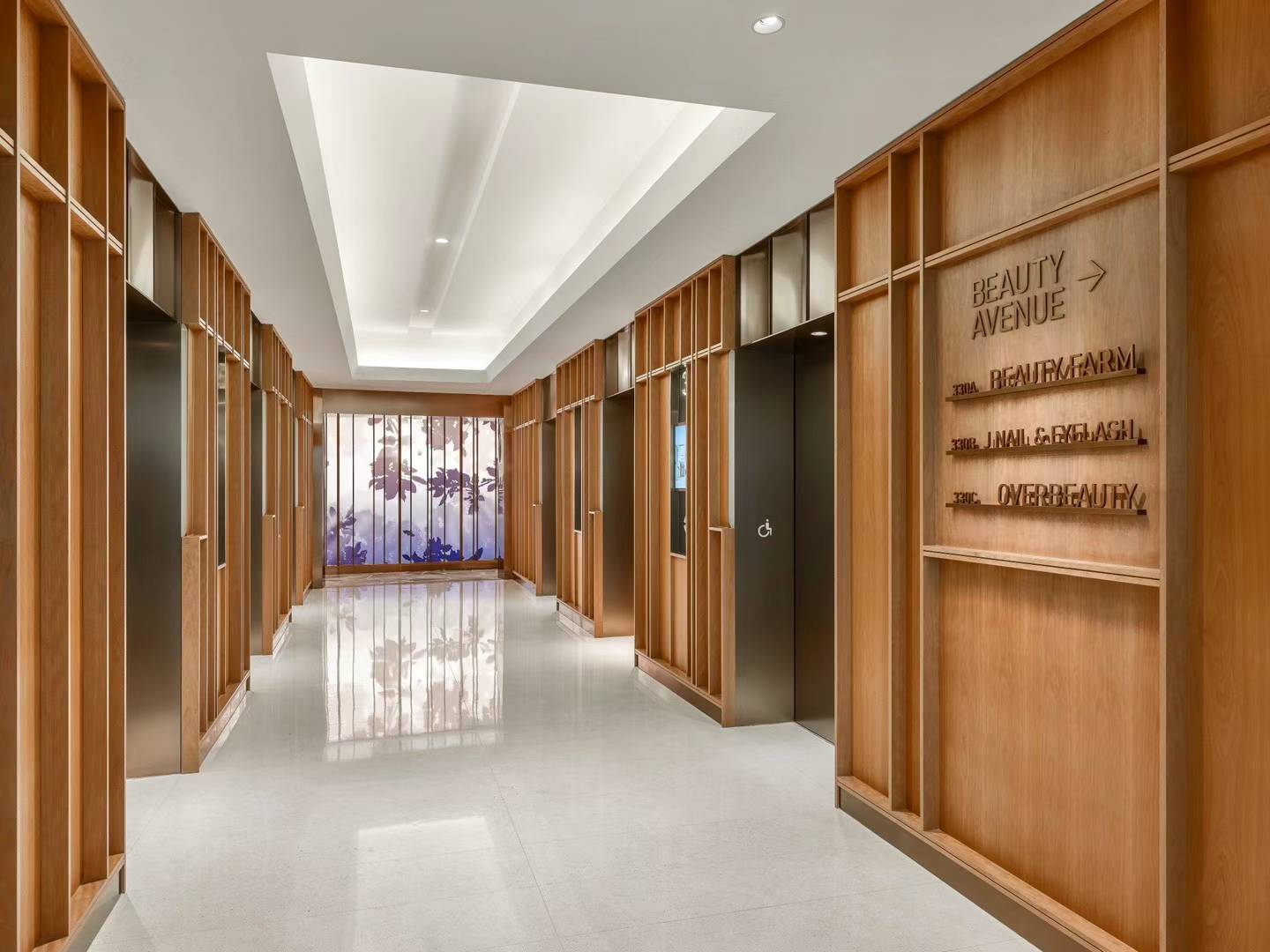 Plaza 66 Retail development in Shanghai — China: lighting design view 2 of 5, by Lichtvision