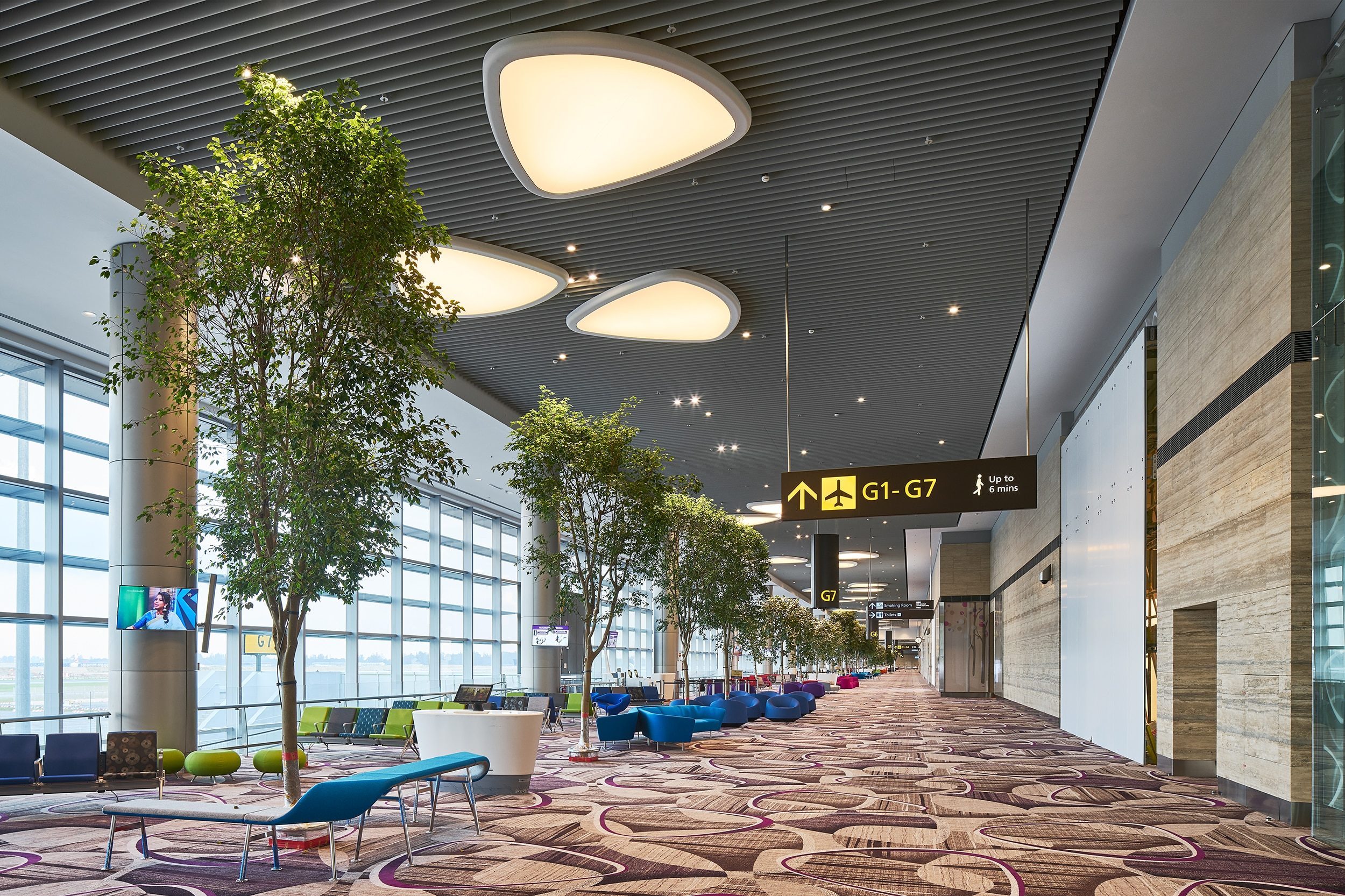 Terminal 4 Changi Airport — Singapore: lighting design view 3 of 8, by Lichtvision