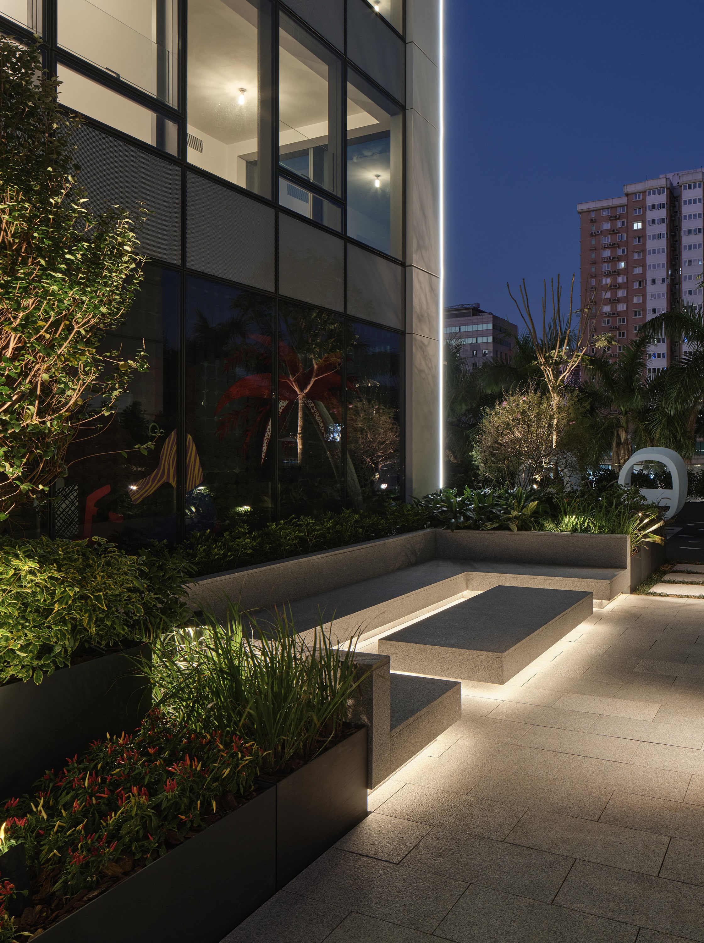 Tiffany House, Macau — Macau, China: lighting design view 8 of 9, by Lichtvision