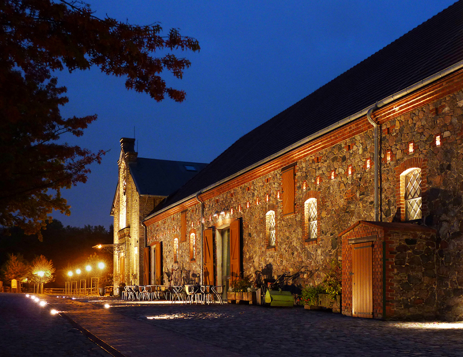 Gutshof Britz — Germany: lighting design view 5 of 6, by Lichtvision