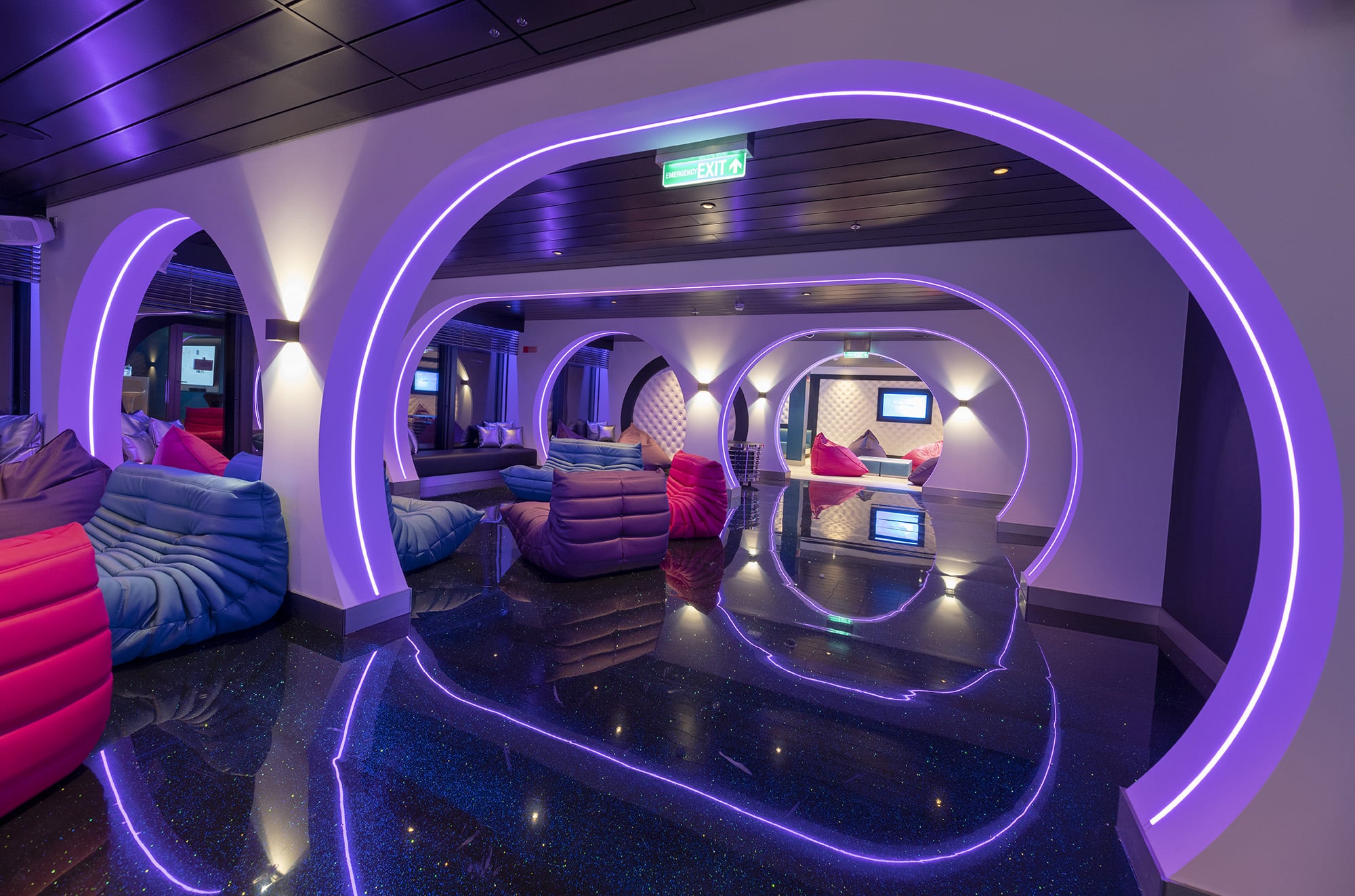 Aidanova — Cruise Ship Lighting Design — Germany: lighting design view 4 of 6, by Lichtvision
