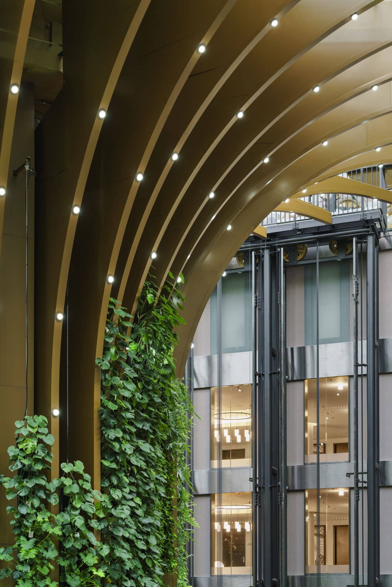 The Living Tree at the Radisson — Germany: lighting design view 6 of 6, by Lichtvision
