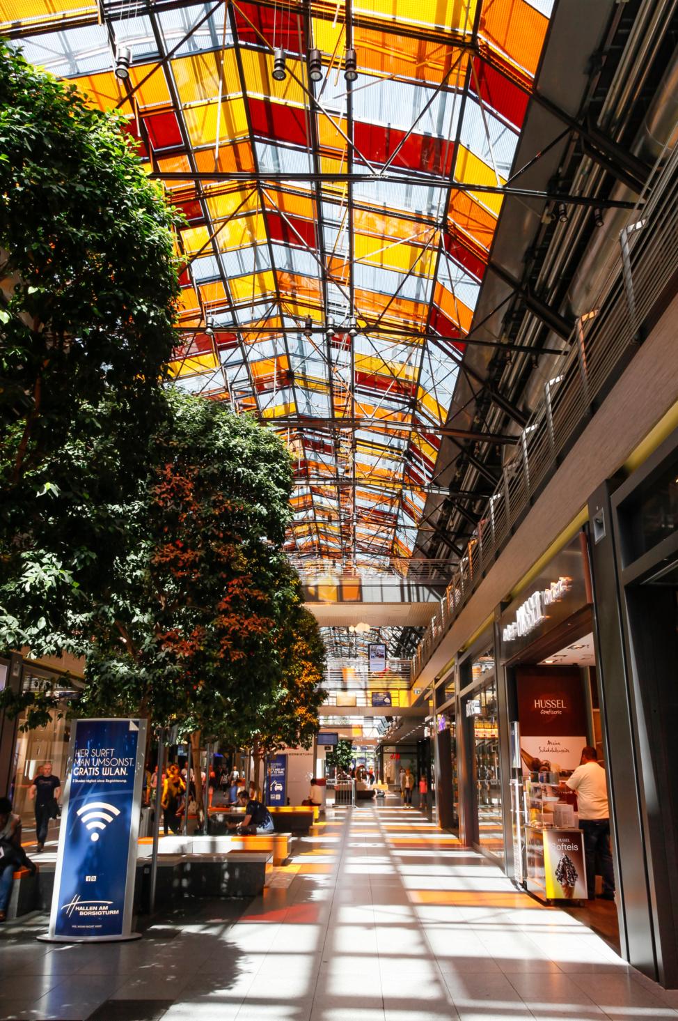 Hallen am Borsigturm — Germany: architectural lighting design by Lichtvision