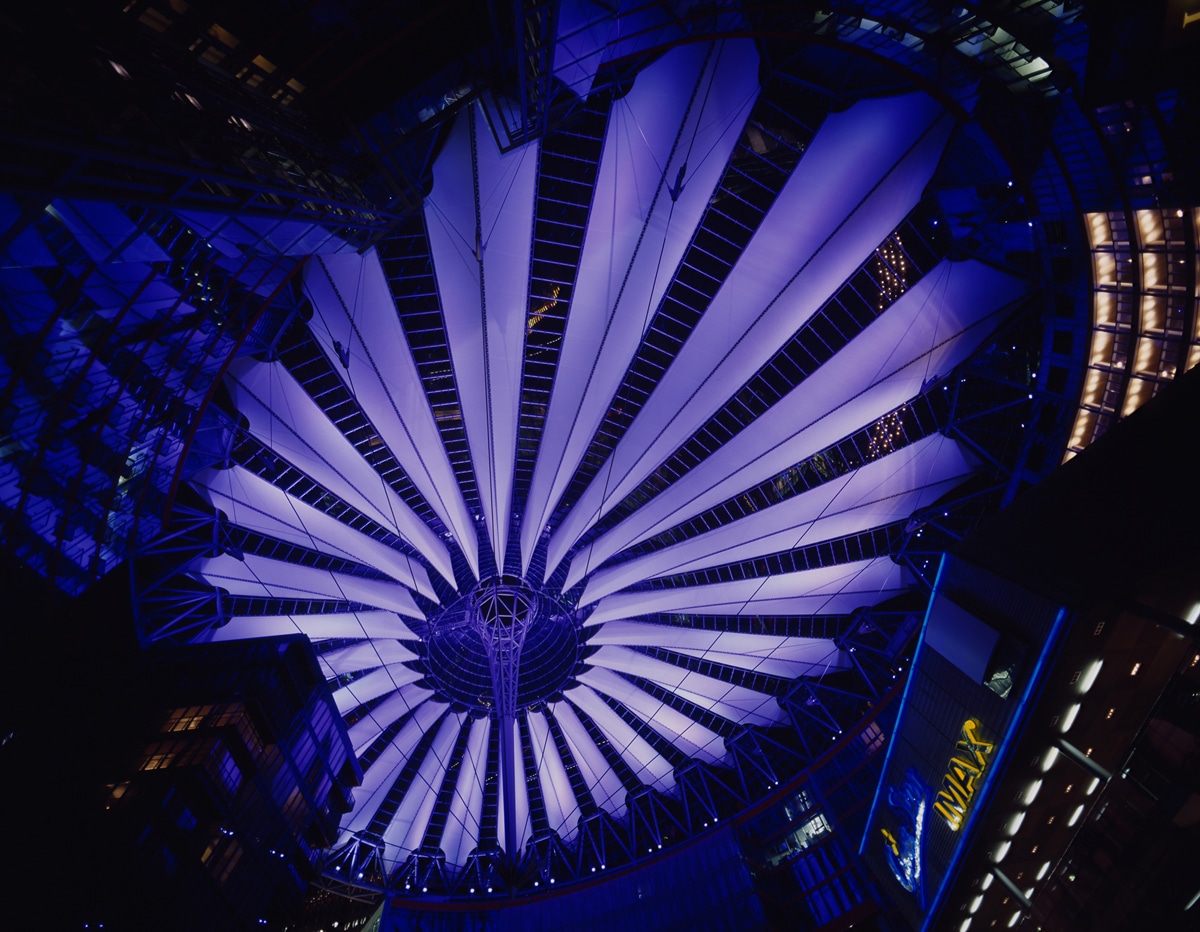Sony Center Forum Roof — Germany: lighting design view 3 of 3, by Lichtvision