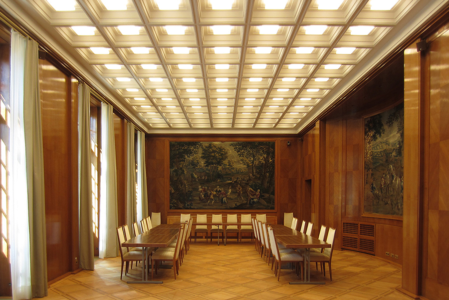 Villa Reitzenstein — Germany: architectural lighting design by Lichtvision (architecture by Sting Architekten EWL)