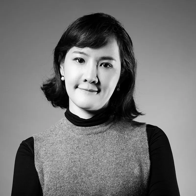 Portrait of Patti Lee, Senior Associate at Lichtvision