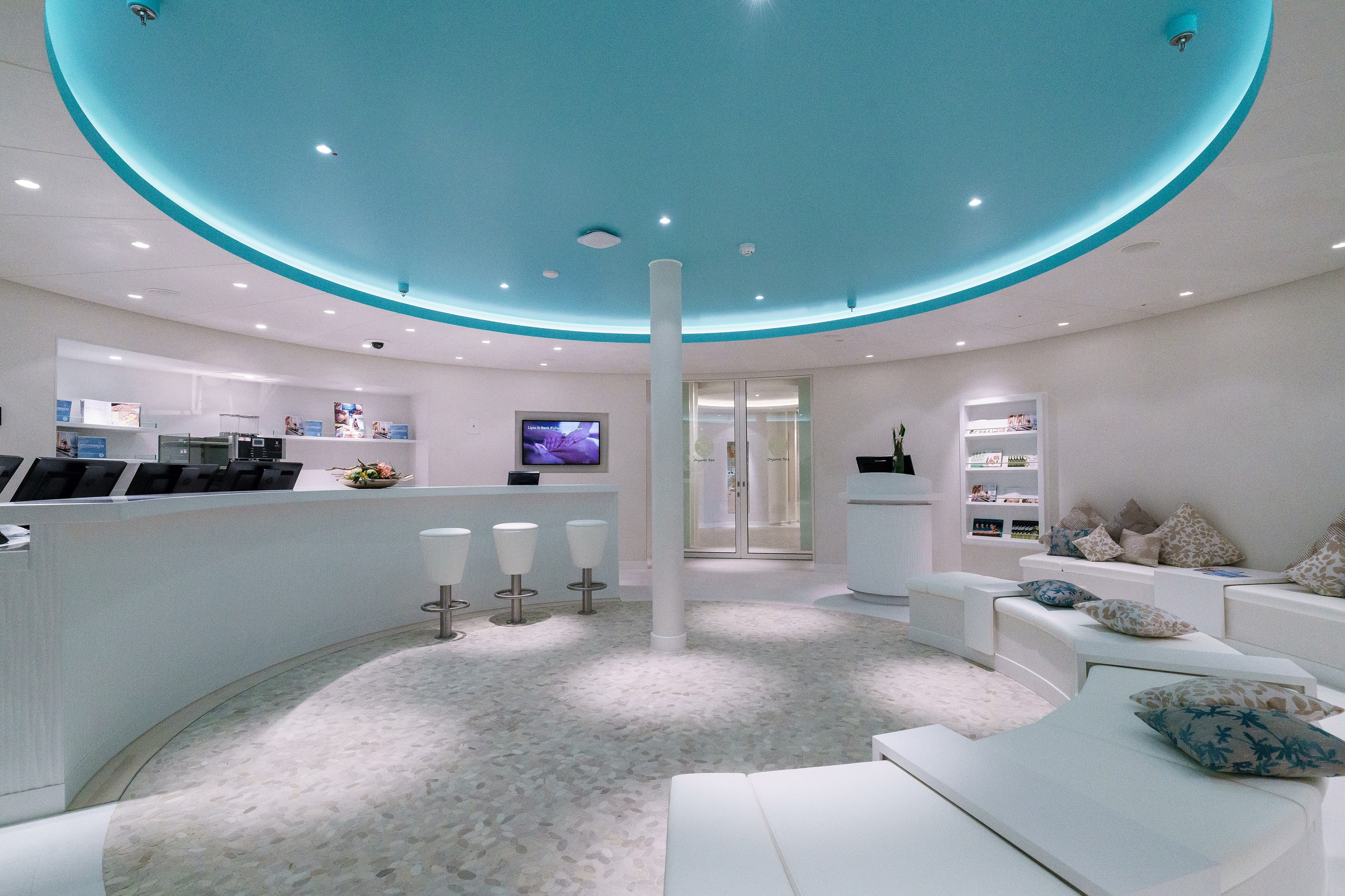 Aida Cruise Ships — Germany: lighting design view 5 of 8, by Lichtvision