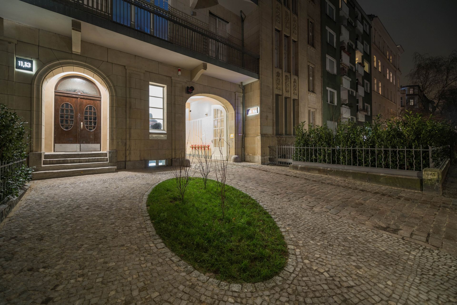 Wikinghof - Office Lighting Design — Germany: architectural lighting design by Lichtvision (architecture by Vuković+Rogulj Architects)