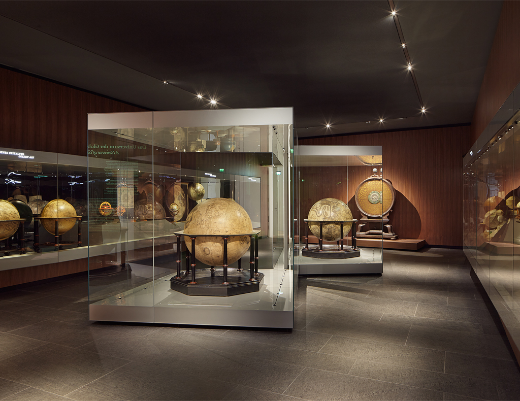 Mathematisch-Physikalischer Salon — Dresden, Germany: lighting design view 2 of 4, by Lichtvision
