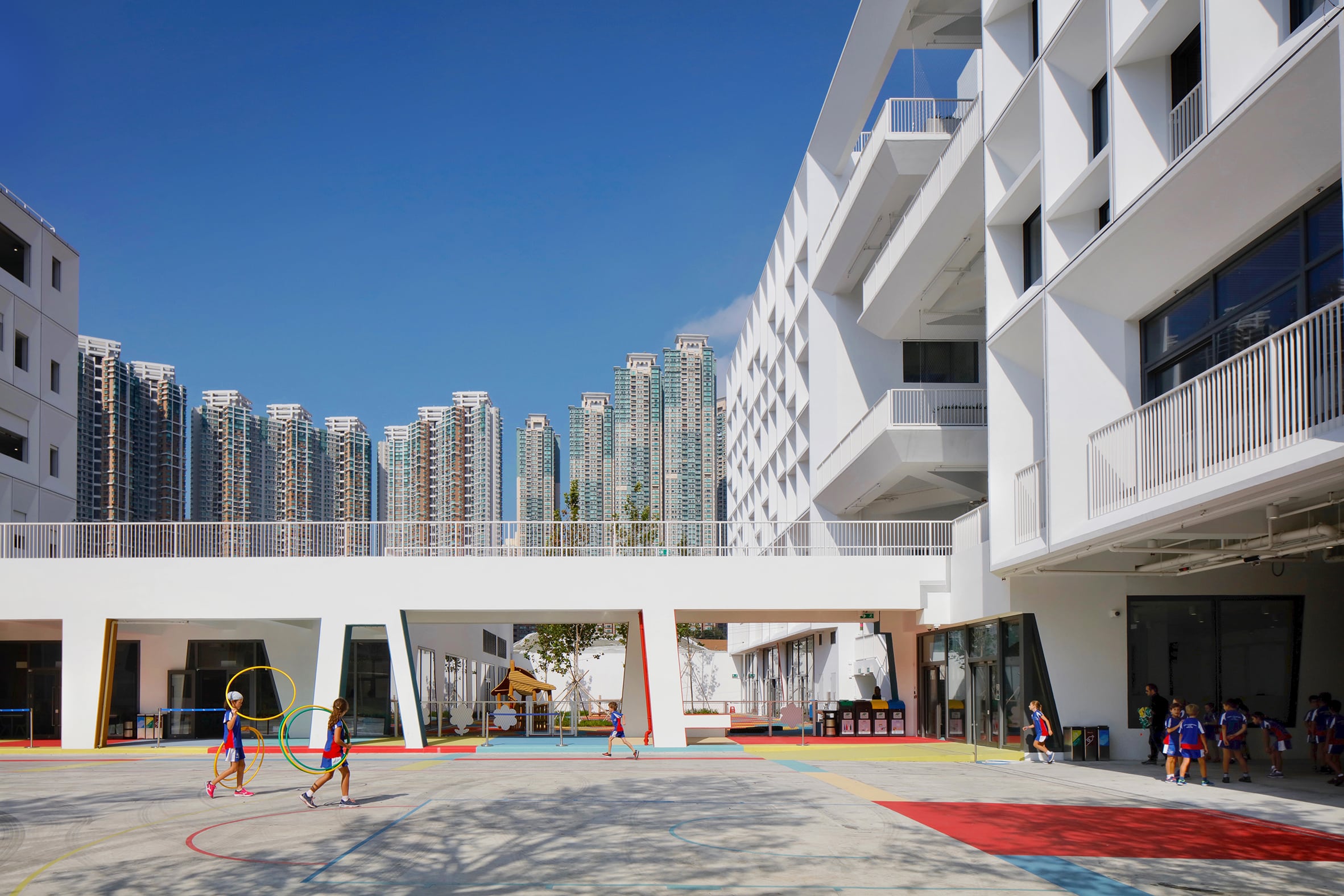 French International School — China: lighting design view 4 of 11, by Lichtvision