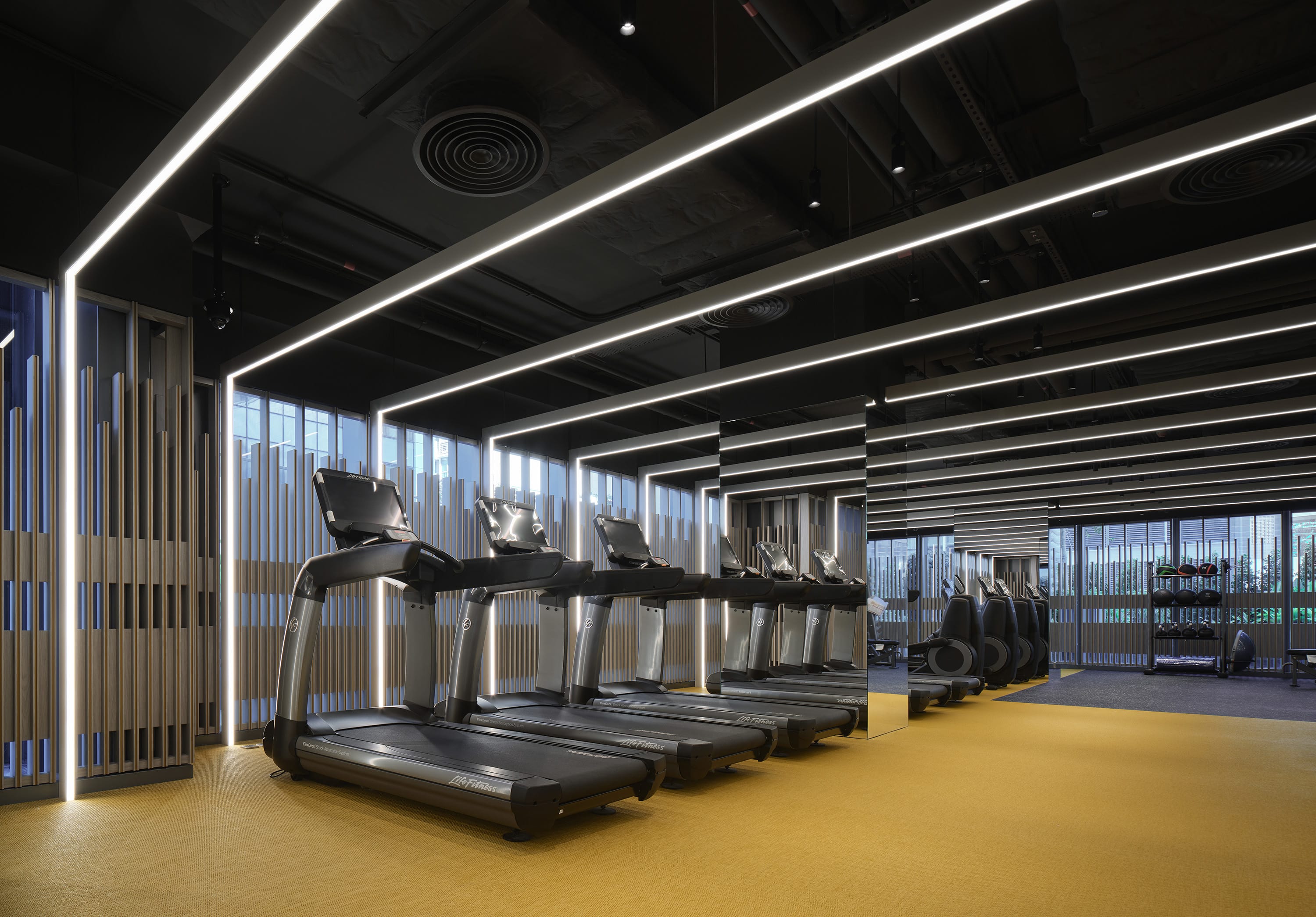 Tiffany House, Macau — Macau, China: lighting design view 3 of 9, by Lichtvision