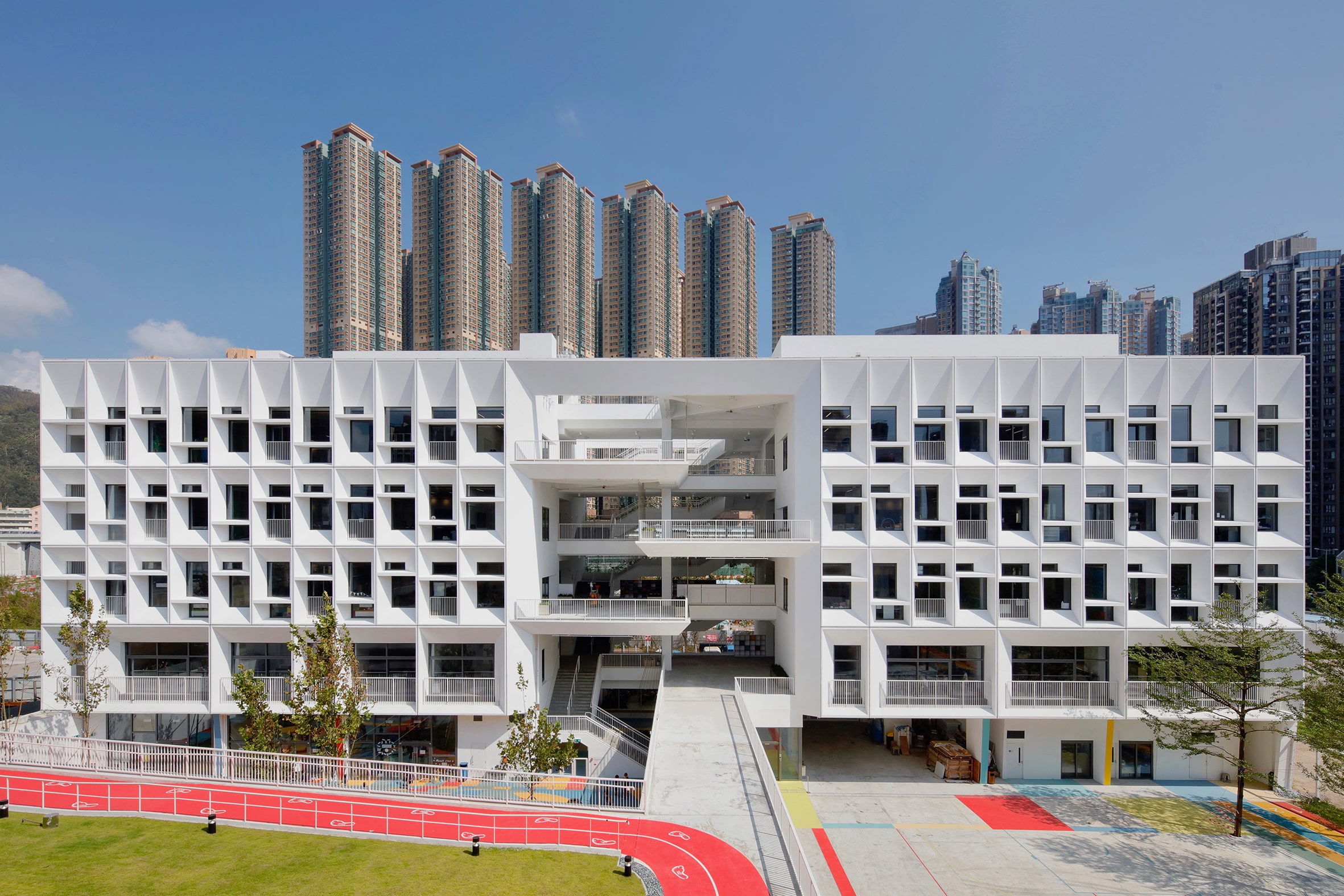 French International School — China: lighting design view 11 of 11, by Lichtvision