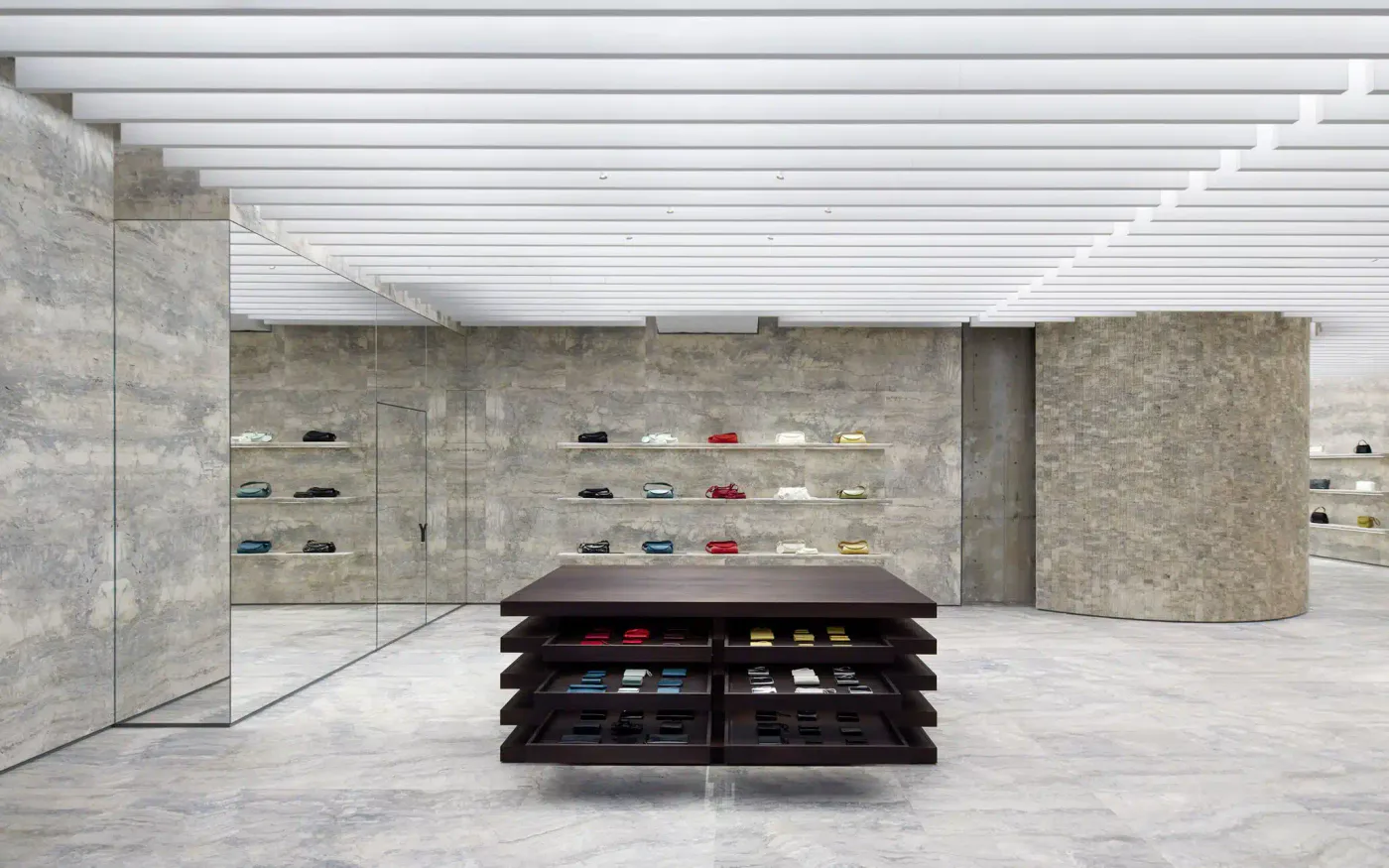 Jil Sander Tokyo Ginza — Tokyo, Japan: lighting design view 1 of 7, by Lichtvision