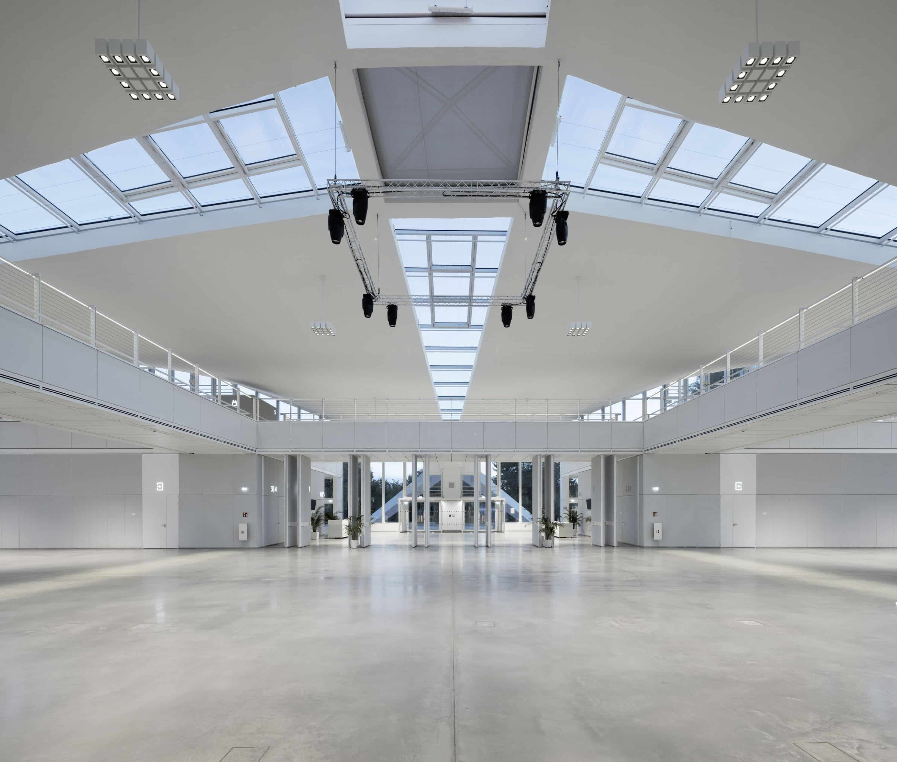 Hyparschale Magdeburg — Germany: architectural lighting design by Lichtvision (architecture by gmp)
