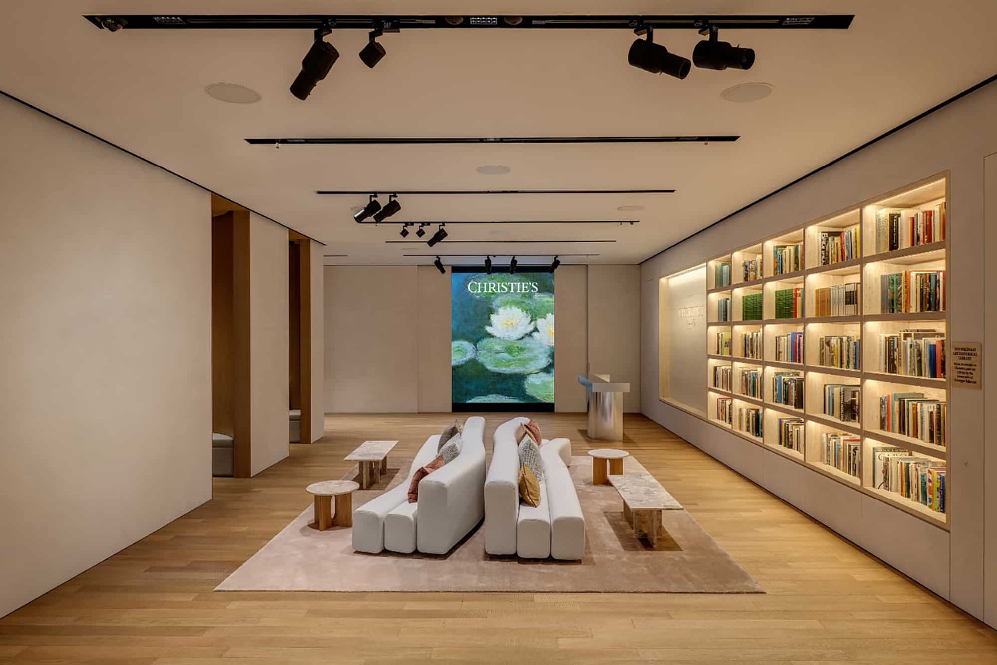 Christie's Asia-Pacific HQ — China: lighting design view 7 of 7, by Lichtvision