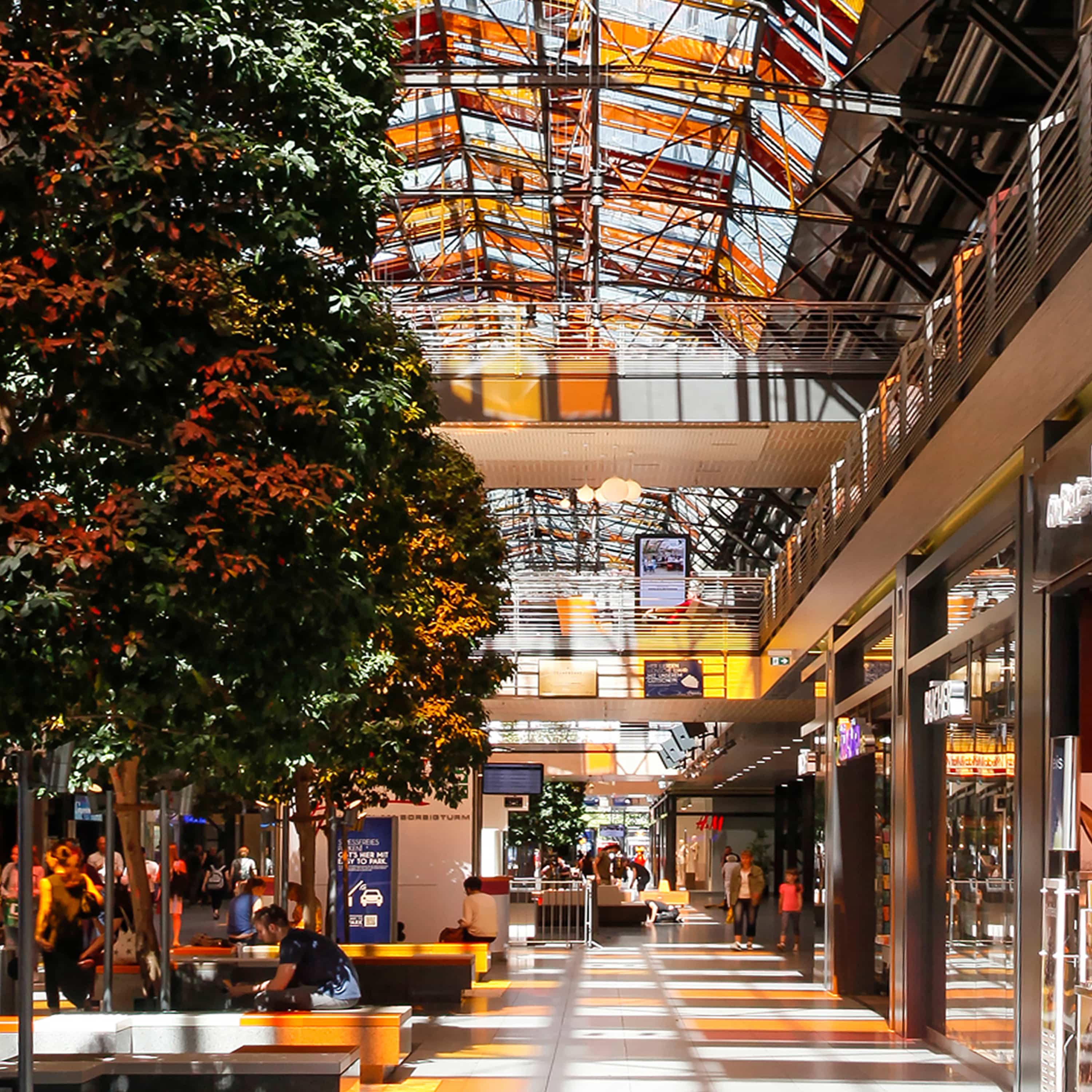 Hallen am Borsigturm — Germany: lighting design view 2 of 7, by Lichtvision